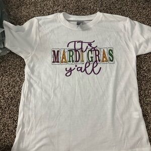 Mardi Gras Y'all Graphic T-Shirt